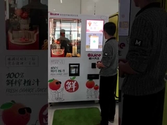 카드 리더와 동전 수납기와 함께 거리 간식 오렌지 과일 주스 자동 판매